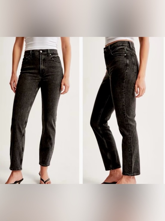 Abercrombie & Fitch Denim - Abercrombie & Fitch Curve Love High-Rise Mom Jeans in Washed Black